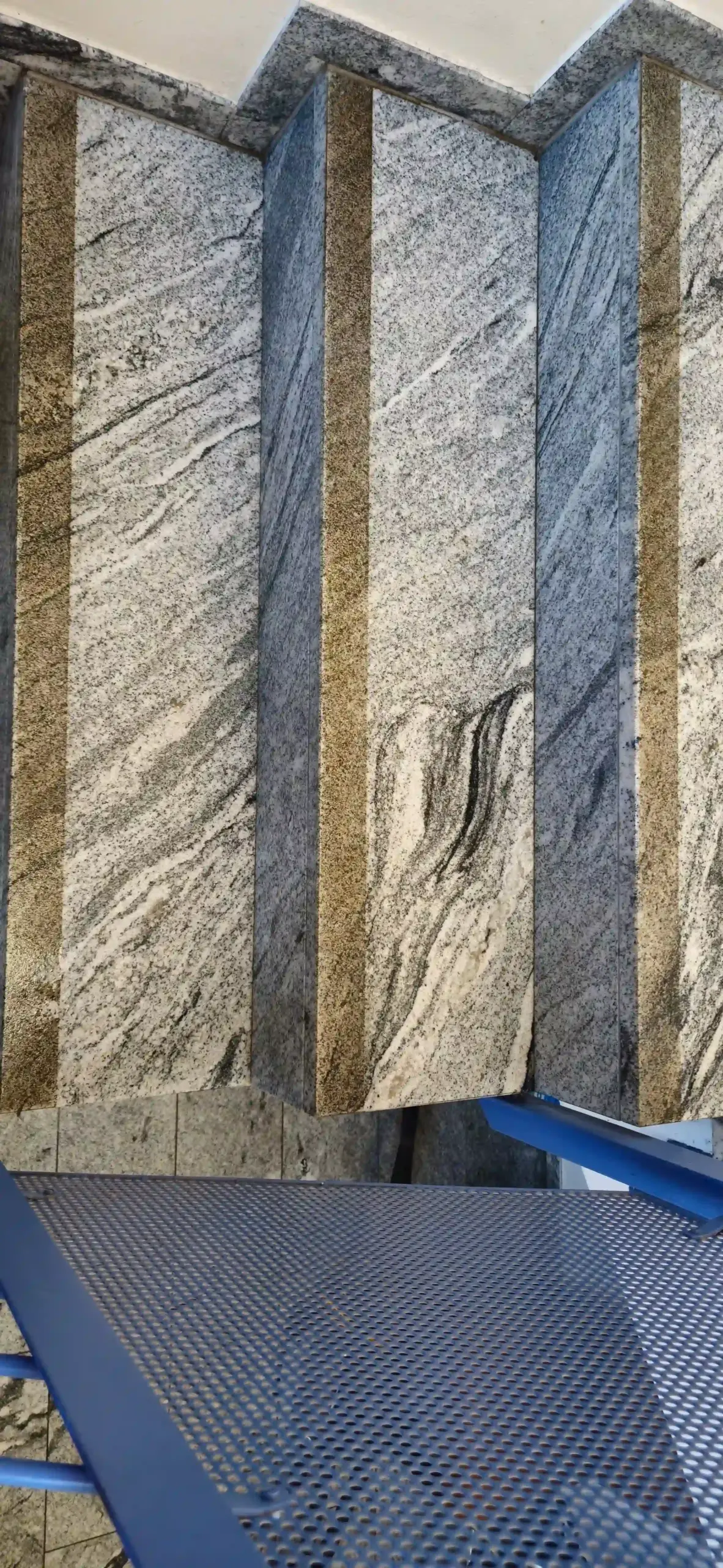 Treppenhausreinigung 2